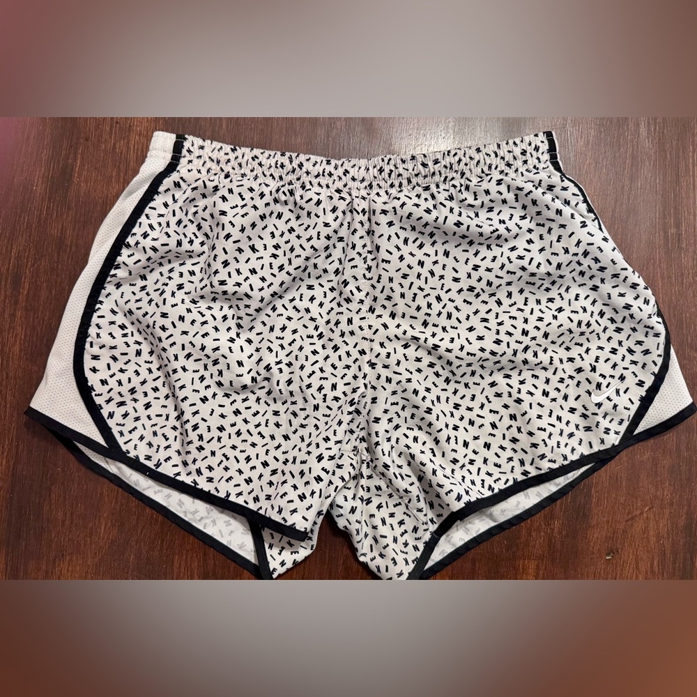 Nike Dri-FIT Tempo Girl’s Running Shorts